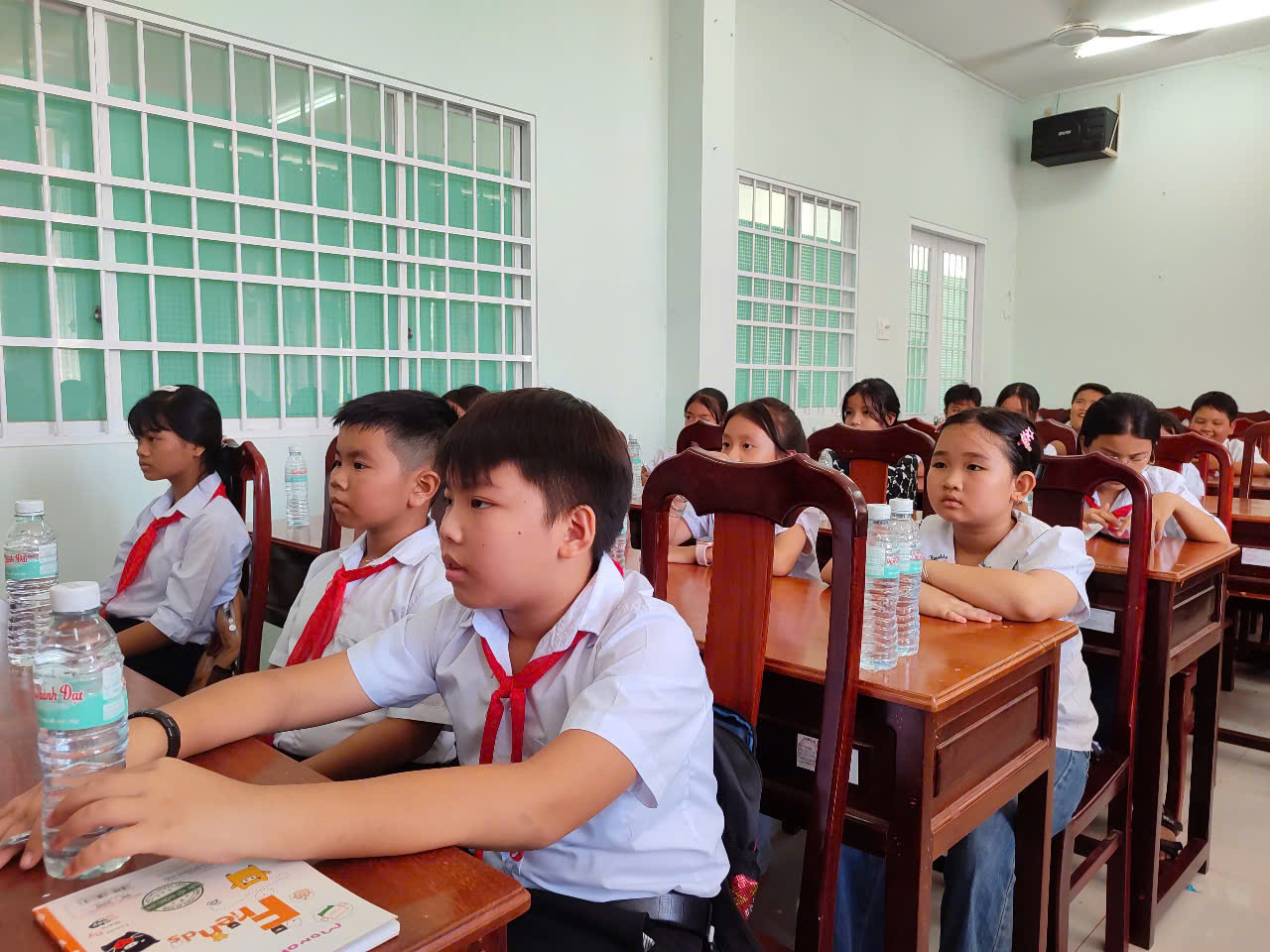 TRIỂN KHAI CUỘC THI VIDEO CLIP THIẾU NHI HÁT QUỐC CA TẠI ĐỊA CHỈ ĐỎ VỚI CHỦ ĐỀ “EM YÊU TỔ QUỐC VIỆT NAM”