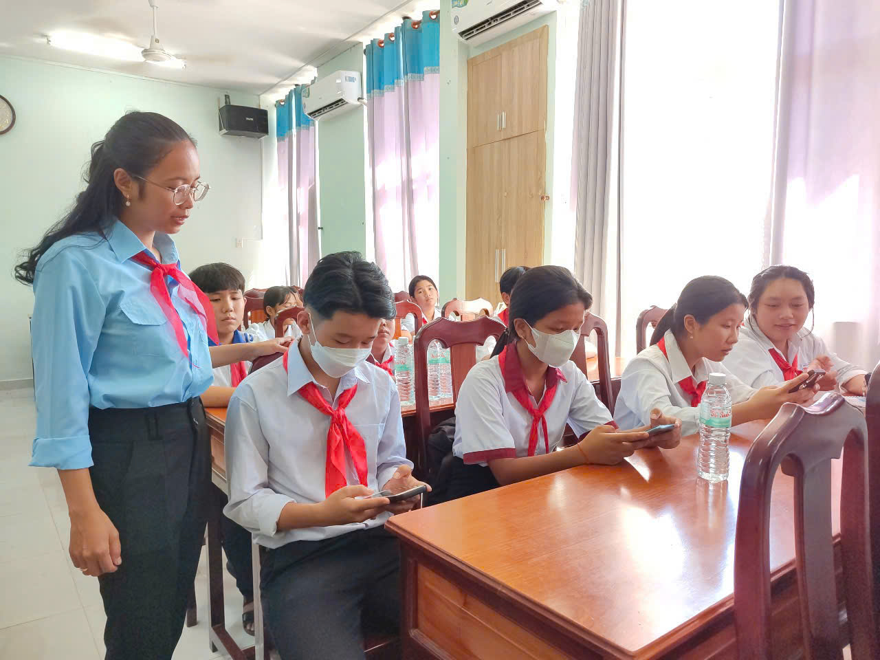 TRÀ CÚ: MÔ HÌNH HOẠT ĐỘNG TƯ VẤN HƯỚNG NGHIỆP VÀ TRẢI NGHIỆM NGHỀ NGHIỆP CHO ĐỘI VIÊN LỚN THÔNG QUA CHƯƠNG TRÌNH “TUỔI TRẺ VIỆT NAM, RÈN ĐỨC LUYỆN TÀI, DẪN DẮT TƯƠNG LAI” NĂM HỌC 2024 – 2025